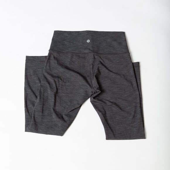 Lululemon Wunder Under Crop Size 8 - Picture 8 of 12